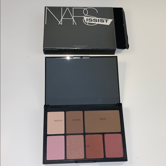 Brand new NARS Cheek Studio Pallette - Picture 2 of 3
